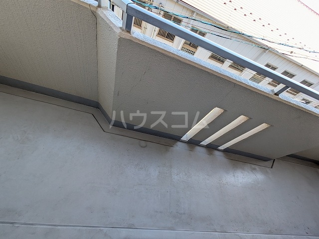 21/29 バルコニー