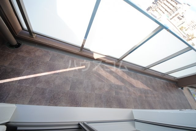 19/26 バルコニー