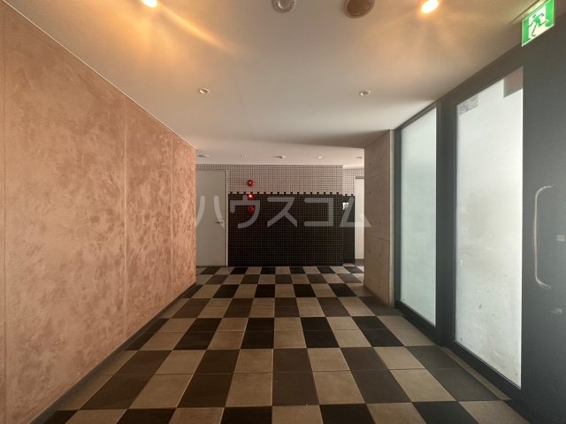 29/30 エントランス