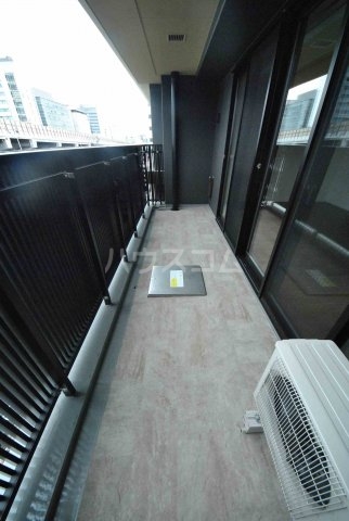 20/30 バルコニー