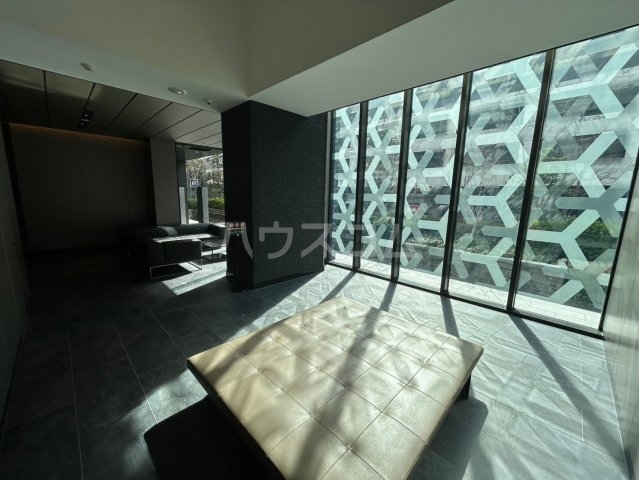 29/30 エントランス