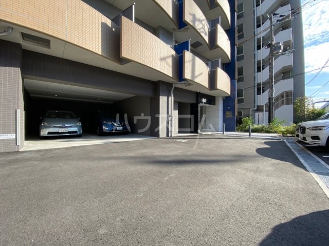 14/22 駐車場