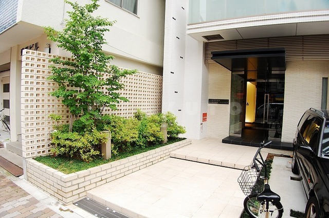 14/22 エントランス