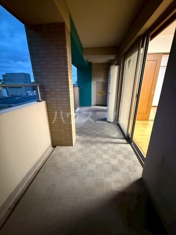 16/28 バルコニー