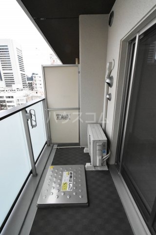 20/30 バルコニー