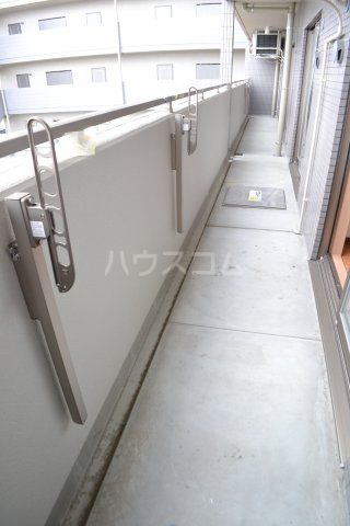 20/30 バルコニー