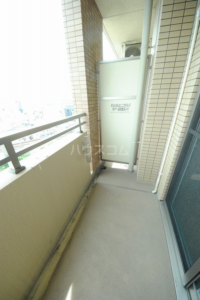 19/30 バルコニー