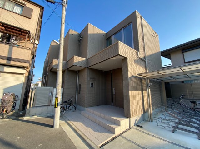 2/30 外観