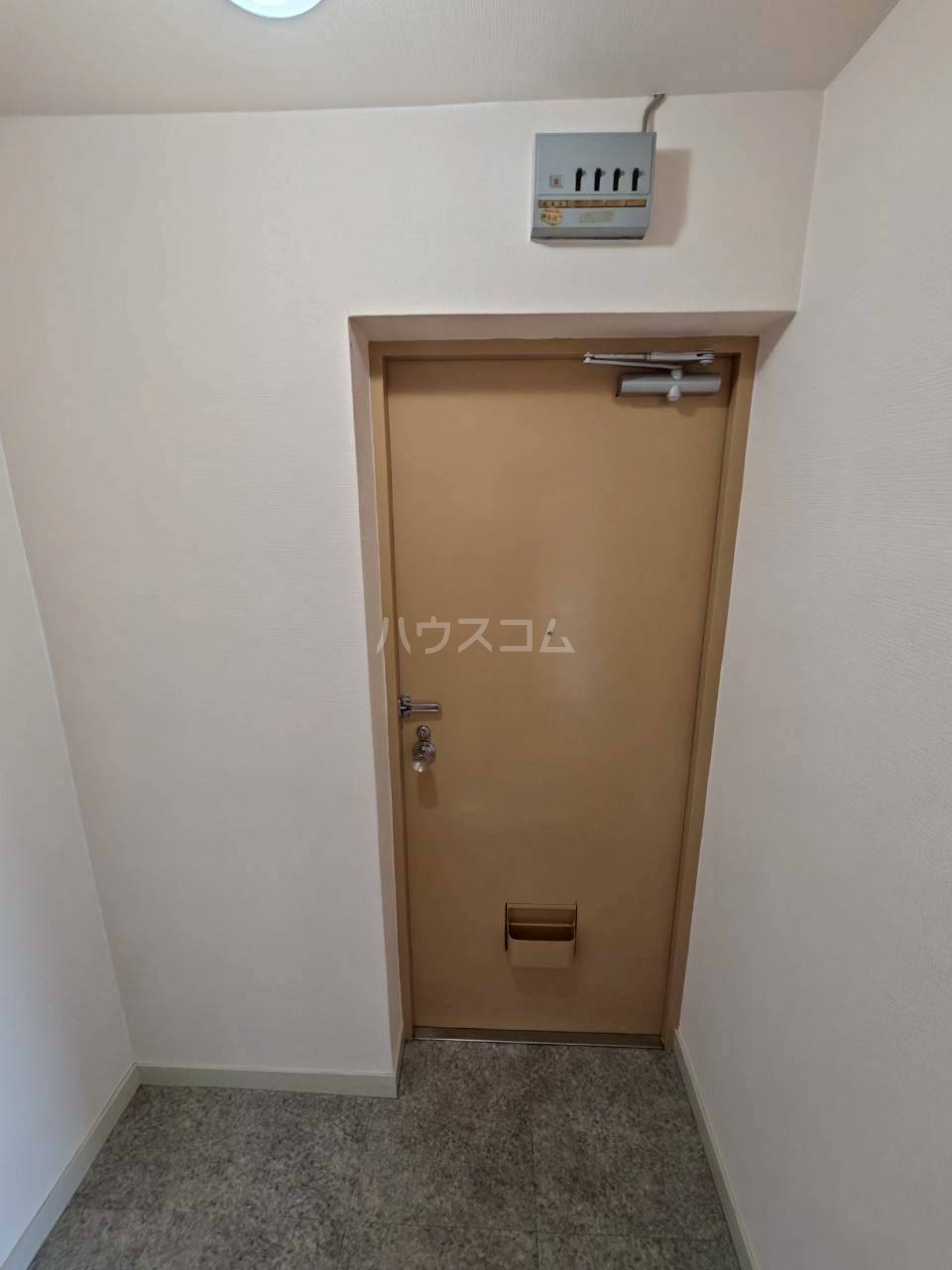 13/30 玄関
