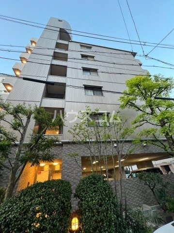 18/28 エントランス