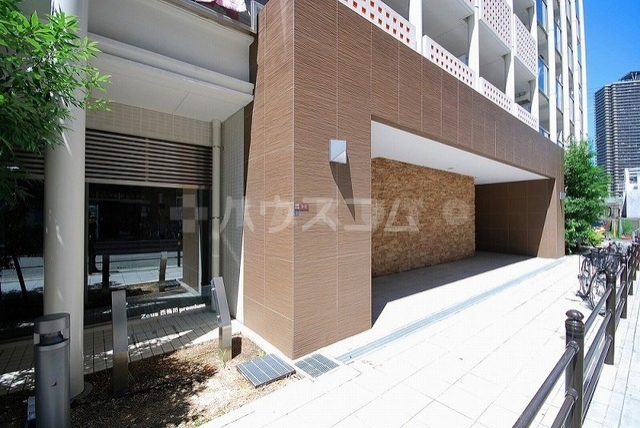 29/30 エントランス