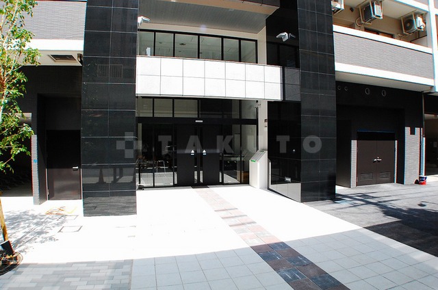 29/30 エントランス