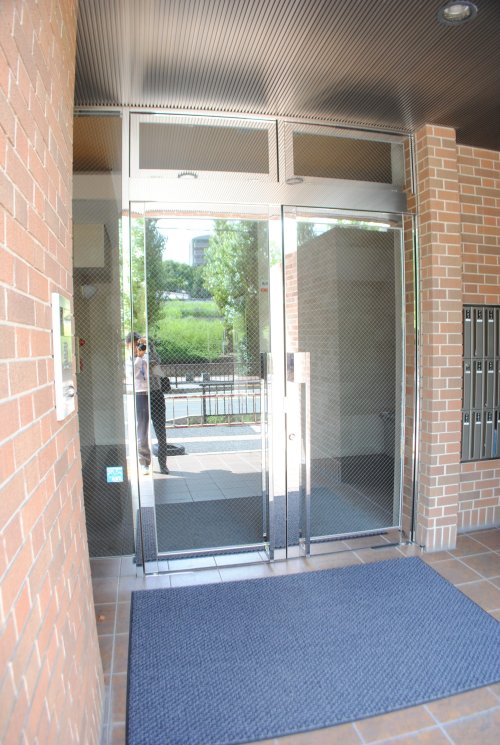 14/23 エントランス