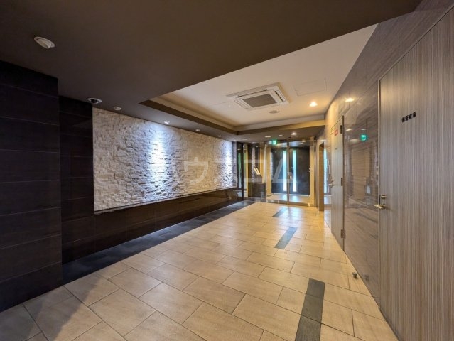 14/24 エントランス