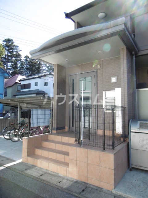 22/30 エントランス