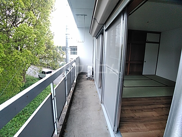 21/30 バルコニー