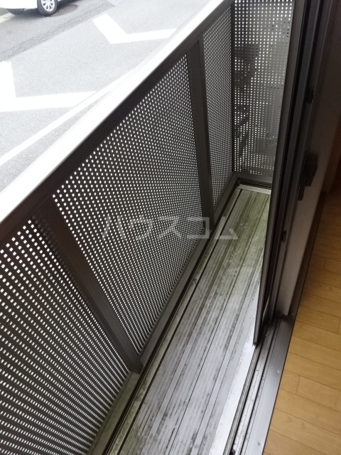 16/22 バルコニー