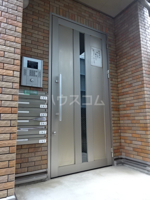 19/22 エントランス