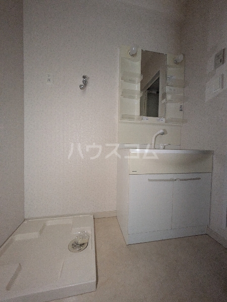 13/30 洗面