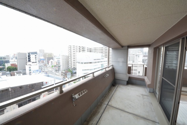 23/30 バルコニー