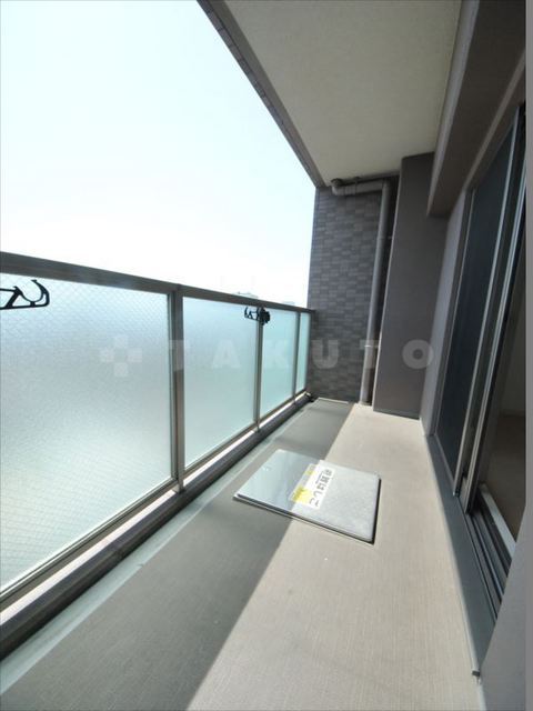 21/30 バルコニー