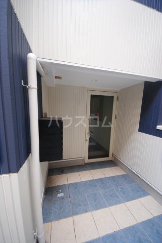 19/29 エントランス