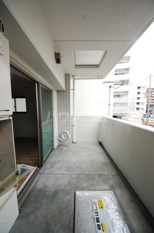 14/27 バルコニー