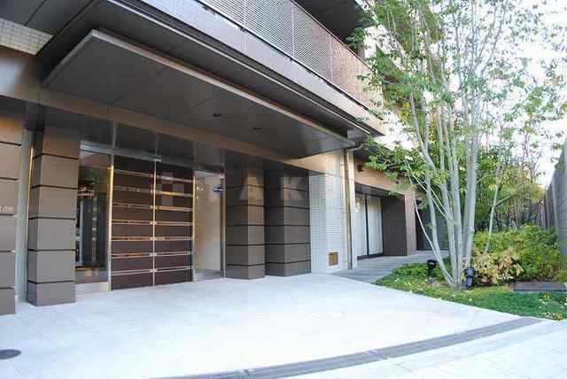 21/29 エントランス