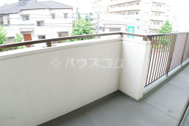 20/30 バルコニー