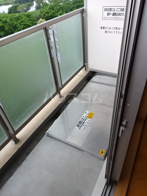 18/24 バルコニー