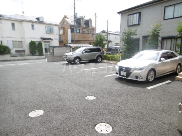 2/11 駐車場