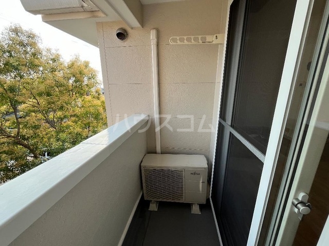 18/26 バルコニー