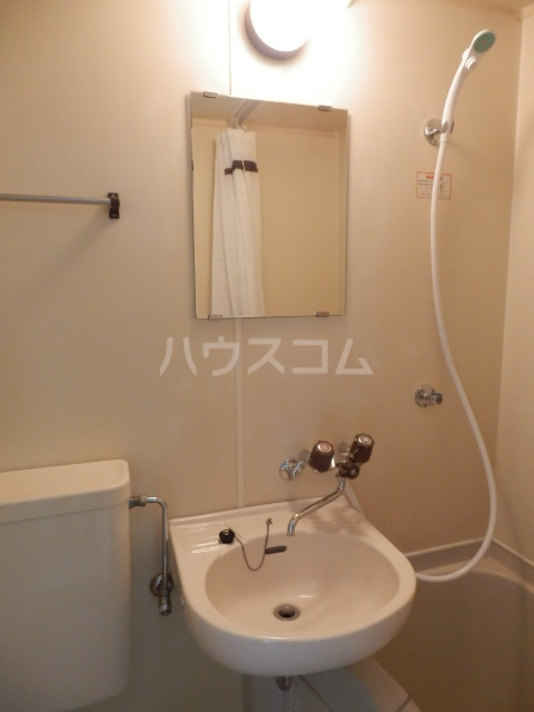 16/25 洗面