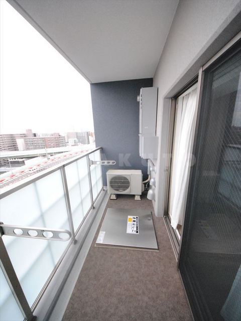 25/30 バルコニー
