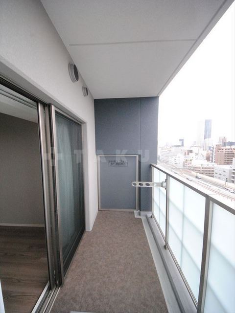 26/30 バルコニー