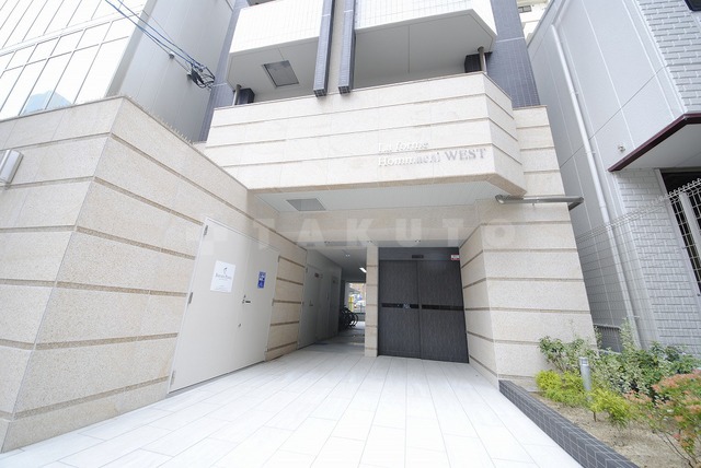 2/3 エントランス