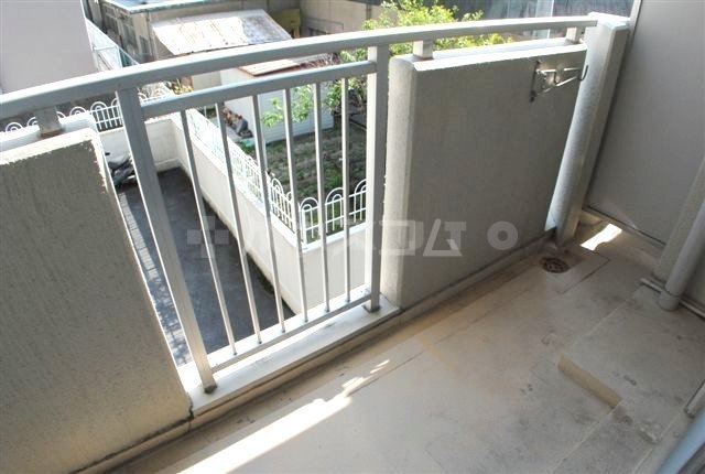 26/30 バルコニー