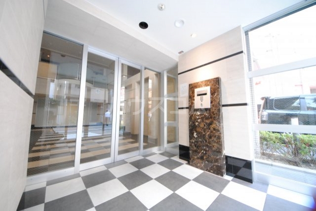 16/24 エントランス