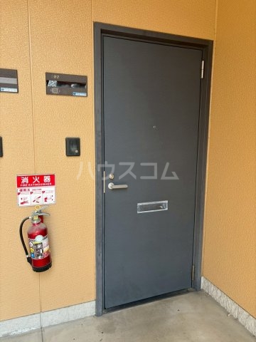 16/30 玄関