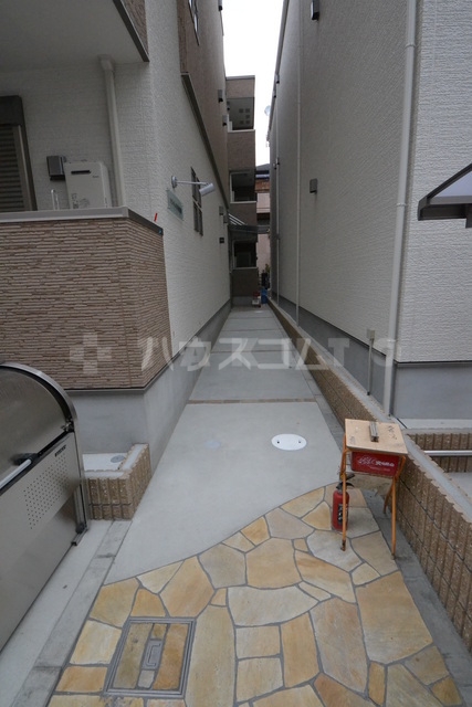 14/24 エントランス