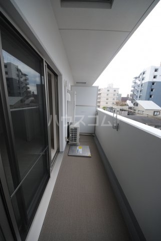 15/27 バルコニー