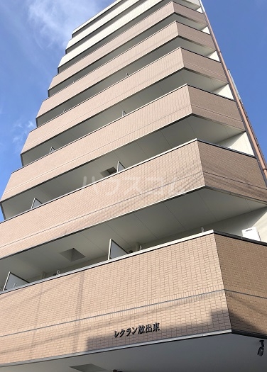 14/22 エントランス