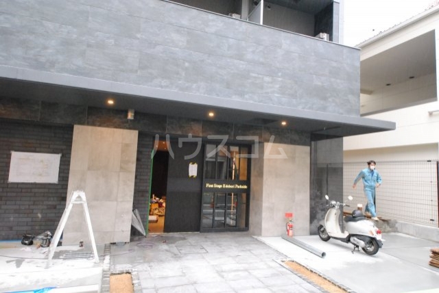 19/22 エントランス