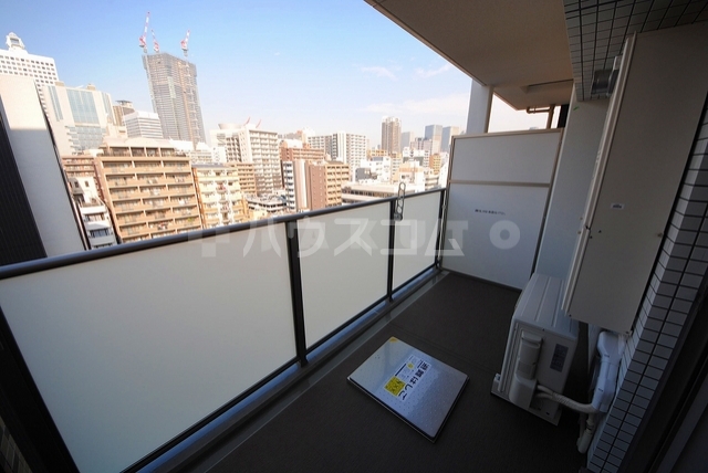 21/30 バルコニー