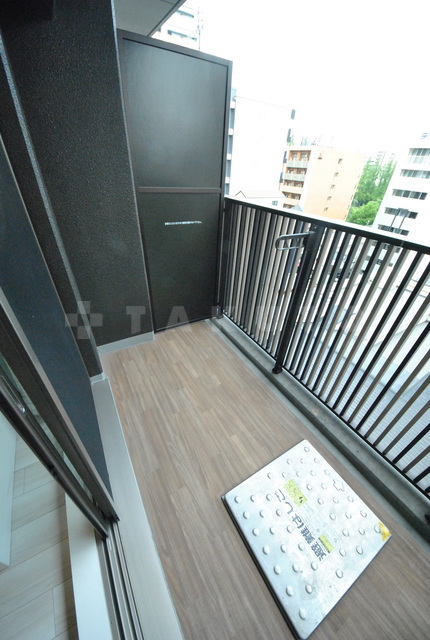 14/27 バルコニー