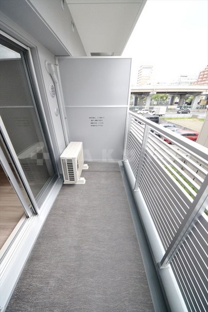16/28 バルコニー