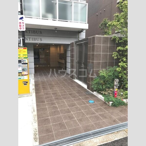19/29 エントランス