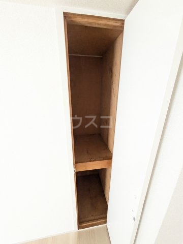 13/27 収納