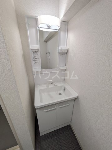 18/27 洗面