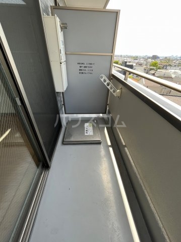 15/28 バルコニー